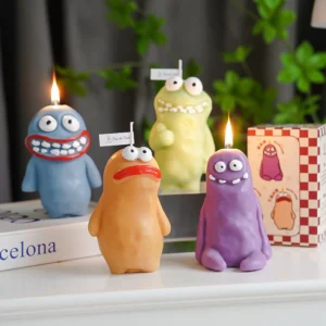 Set 4 Nến Thơm – Bộ Sưu Tập Quái Vật Nhỏ "Monster Family"